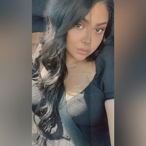 Meet your Posher, Amalia